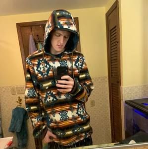 Meet your Posher, Brady